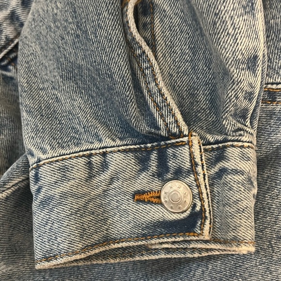 FINAL PRICR WE ARE DENIM. WHO ARE YOU? Men’s Jean Jacket - Picture 3 of 11